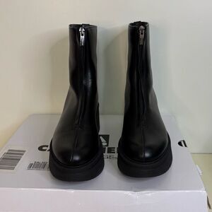 NWB La Canadienne Women's Heyward Booties sz 9